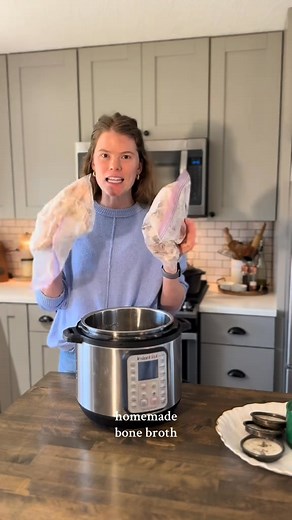 I think I’m a fan of the instant pot!!! #homemade #bonebroth #broth #cookathome | Anna Billeaudeaux