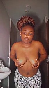 Cute Naked Zim Girl With Plump Teardrop Tits Prepping For Campus: Explicit Bucket Bathing Video
