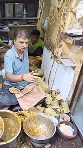 6.8K views · 22 reactions | L'angolo del colera 缾裂裂裂裂 Oggi mastro Titta è un po arrabbiato 﫠 #streetfoodlover #streetfoodindia #MasterChefCelebrity #masterchef #confortfood #yummyfood #yummyfoodreels | ⊕Orgoglio Italiano⊕ | Facebook