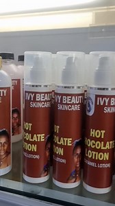 Our Hot Chocolate Lotion is specially made from the purest plant extracts that helps to give the skin a flawless caramel complexion. It rejuvenates the skin, eradicates dark spots and blemishes. This natural product was formulated to give the skin that irresistible glow and flawless feel. This Lotion is Super Good for Hot Chocolate/Caramel Skin. ■Give an instant Glow ■Moisturize the Skin ■Rejuvenates the Skin ■Prevents Skin Dryness ■Natural Brightening ■Gradually Repairs the Skin ■Softens and Sm