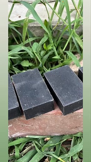 Ac ne Activated Charcoal Tea tree bar Soap in Redbank plains with amazing reviews $15Natural scented and an unscented Charcoal Bar facial cleanser so it is suitable for oily/ normal/teenage/ pimples skin types, but it is well suited to skin that is sensitive and prone to irritation.Activated charcoal has high absorptive powers, which means that it draws other elements and chemicals into itself.For instruction to use and gentle use as a cleanser it is recommended to lather the bar in your hands, 