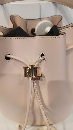 W naszym Butik La Moda Miechów mamy również dostępne marki Premium takie jak: ⭐ Kurt Geiger ⭐ Karl Lagerfeld ⭐ Ralph Lauren ⭐ Tous ⭐ Anekke 🧡 Zapraszamy, czekamy na Was 🧡 | Butik La Moda Miechów