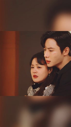 35K views · 310 reactions | Hero saves beauty來來來來#盲心千金 #ForeverLove #drama #chinesedrama #hotdrama #剧情 #爱情 #kiss | 好剧连播 good drama series | Facebook