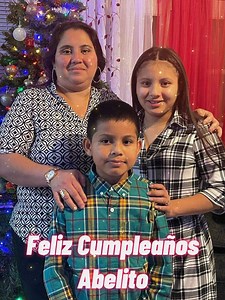 ¡🎉🎂 Feliz cumpleaños, Abelito! 🎂🎉 Hoy es un día muy especial porque Abel Marco Antonio López Cobon está cumpliendo 12 añitos. Desde Génova, sus familiares le envían un abrazo enorme y muchas felicitaciones. 🌟 Abelito es el primer nieto varón y el primer sobrino de la familia, una verdadera bendición tenerlo entre nosotros. Su alegría y energía llenan los corazones de todos de felicidad. Sus seres queridos están muy orgullosos de él y de todo lo que ha logrado hasta ahora. ¡Que disfrute much