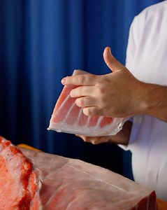 11K views · 124 reactions | Learn tuna tips & recipes from Balfego expert chef Ekaitz Apraiz. Find his ultimate tuna masterclass now exclusively on the Gronda app: https://gronda.app.link/fb | Gronda | Facebook