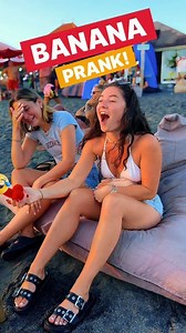 750K views · 17K reactions | Have you seen this kind of reaction??? Banana prank always funny 藍藍藍 #pranks #humor #funnymoments #funnyreels #lol | Yuliriyadi Kusuma Ssi | Facebook