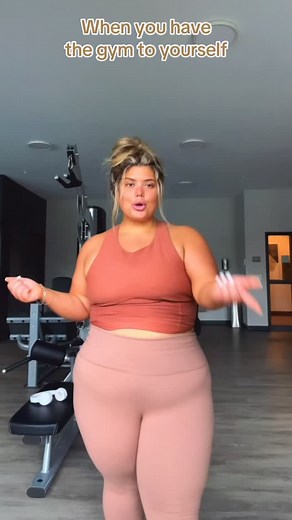 Post workout sillinesss 🤭❤️‍🔥 #plussizefit #plussizefitness . . Athletic wear @abercrombie & @fabletics . . . #plussize #plussizemodels #plussizemodel #plussizefashion #workout #workoutmotivation #empoweringwomen #empower #ﬁtness #gym #girlswholift #women #gymoutfits #gymoutfit #ootd #silly #silliness #joy #laughter #weightloss | Curvyabbyelisabeth