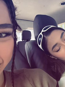 her passenger seat | Rox