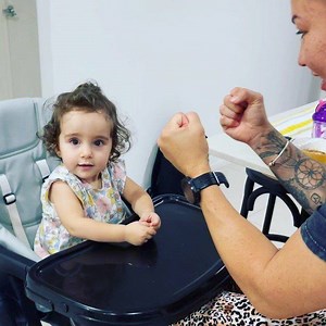 . Teaching them young! Every little girl should know how to throw a ball and a punch 👊🏽 | The Aussie Girl 'Angerfist' - Arlene Blencowe
