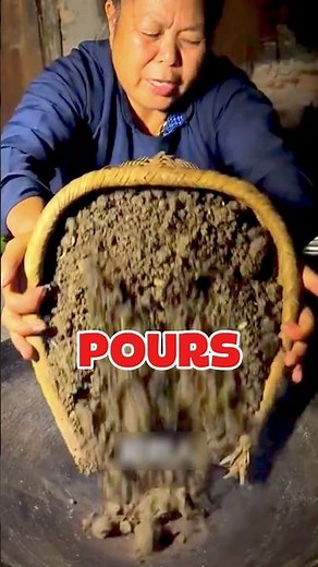 🌙 Unbelievable Chinese Mud Therapy from the Land of China! #Shorts