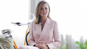 The gorgeous Jesinta Campbell is one of our Women of the Future judges. Take a look behind the scenes at the judges shoot and enter the competition here: www.wotf.aww.com.au Qantas #theweeklyqantasgrant #womenoftheweekly | The Australian Women's Weekly