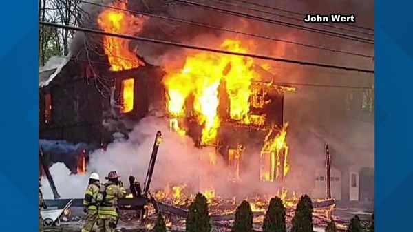 7 dead after fire engulfs home in Clinton County