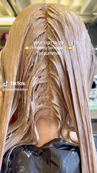 Achieve Honey Blonde Hair Without Bleach