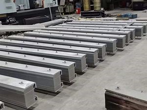 [Hot Item] High Quality Medium Frequency Induction Melting Furnace Magnetic Track