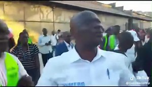 Candidat N°20 #FATSHI_BETON aza na #matières ONATRA : Nouveau bateau pour son redressement. Les agents crient de joie #Fatshi_béton! | BfirstTV Rdc | Facebook