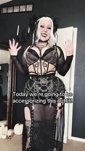 Fashion tips with Hex! Share with a friend who also loves fashion!🗡️😹🖤 #gothfashion #gothfashiontiktok #gothstyle