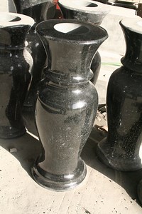 [Hot Item] Wholesale Vase-for-Cemetery-Design Customized with Headstone Flower Vase