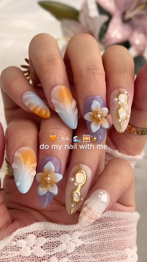 Creamy Bloom Ombre Press-On Nails for Soft Summer Days