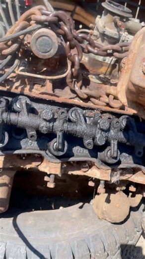 Not a 318 poly 😟 it’s a 326! Came out of a 1959 Coronet. Lots of warping and heat🔥, not seized but water in the block…oil looks like old milk🥛 and these parts are HARD to find👀⚙️🔩. Going to have think this one over some more. Part it out and 383 swap it instead. Hmmm 🤔 #Mopar#Dodge#1959#Coronet#ForwardLook#WhatsInyourHead? | DIRTY Dodges