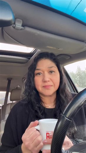 A quick google search about Portland neighborhoods yields several hits. But PDX Parent is the ✨ONLY✨ resource that publishes an annual Neighborhood Guide made by parents, for parents. 🏡🏘️ We spotlight everything important to families: places to play, shop and eat, plus information on affordability, walkability and education. 📍Find the nearest location to pick up our latest issue here: pdxparent.com/admin/advertise/magazine-distribution 🔗 Or read online at pdxparent.com/magazine/january-issue