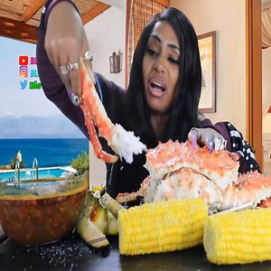 5.8K views · 48 reactions | 5LB Whole Alaskan King Crab (Curtis the Crab is back) | Maria Odemira Gois | Facebook