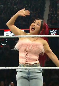 raises some hell then casually just 👋😄 #WWE #IYOSKY #LivMorgan #RaquelRodriguez