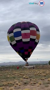 This hot air balloon almost became a hot mess!🔥 | Daily Mail Video