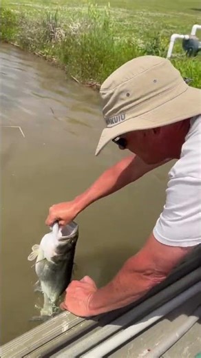 Big girl! 🎣🐟