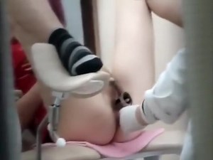 Spying on a gyno exam shows her genitals