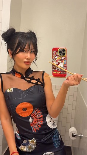 Chopsticks challenge lol #fy #explore #chunli #Asian #chopsticks | Vickyzzl