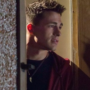 Shirtless Arrow Stars! Colton Haynes Getting Buff for Next Season