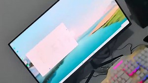 创维27英寸智能电视，流畅画质助力家庭影音娱乐，轻松操作让家务间隙也能惬意放松，省心居家新体验。