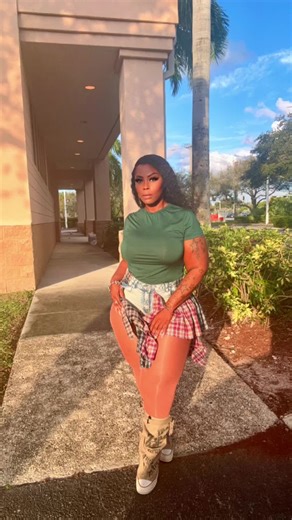 #chunkybarbie #igloo #prettygirls #superpowers #Supergirl