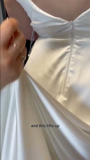 Anne's Single Point American Bustle Tutorial.