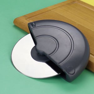[Hot Item] Round Pizza Cutter Stainless Steel Blade Kitchen Pizza Cut
