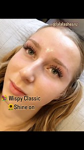 🤩 Shine everywhere you go 🌷 Brow Wax & Wispy Classic- Perfect combination 🌻 @lalalashesnz #onehunga #eyelashes #eyelash #eyelashextensions #lashdesigner #naturallashes #eyelashextension #wispylash #wispylashextensions #classiclashextensions 🍃🌹🌸🪻🌼🍁🍂🪽🌵 | La la Lashes