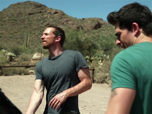 深山 Dark Mountain（2013）预告片