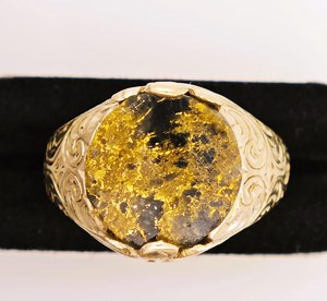 9ct Yellow Gold Ornate Black Gold in Quartz Ring Gold Nugget Gold Rush Era, VIDEO - Etsy Australia