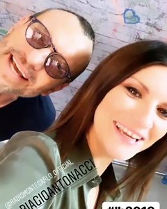 51 reactions · 12 shares | Laura Pausini e l’amico e Biagio Antonacci insieme a Radio Monte Carlo_official #intervista #racconti #stadi2019 #lbstadi2019 #iqncn #inquestanostracasanuova #spettacolo Si pensa a 2:58 di musica live senza contare i momenti dove si parla col pubblico  #laurapausini ballerà alcuni pezzi di #biagioantonacci con la supervisione coreografica del maestro luca Tommassini   | Laura ha creduto nel suo sogno | Facebook