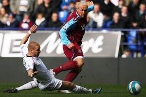 Dean Ashton backs Alan Pardew to succeed if appointed West Bromwich Albion boss