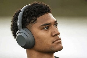 Sony’s $200 Bass-Boosted Headphones Can Be Yours for $89.99, Right Now