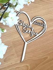 Caketopper coeur pour gâteau de mariage, vos noms en forme de coeur, personnalisé pour gâteaux et tartes en naturel ou en couleur, parfait pour la fête des mères - Etsy France