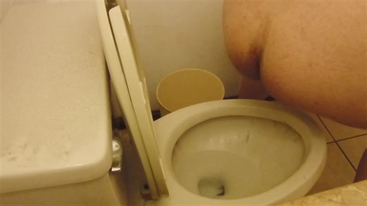 Shitting some diarrhea