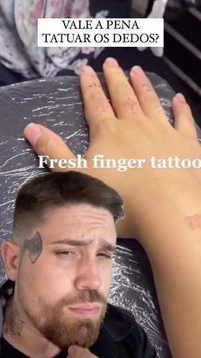 Henrique Calveira望 on Instagram: "QUAL A SUA OPINIÃO?‍ #tattoo #tattooideas #tattoo2me #tattoolife #tatuagem #tatuador #reels"