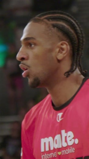 Alex Sarr's Dominant Performance in NBL24 Round 1