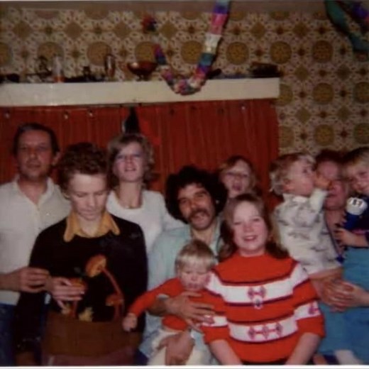 Faces change a bit... And im smiling. What's that all about | Steve Bloomfield