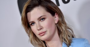 Ireland Baldwin's Platinum-Blonde Buzzcut Is Her Most Drastic Transformation Yet