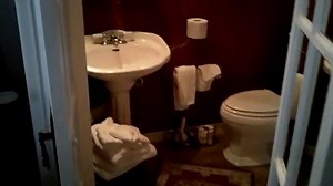 A Romantic Getaway - The Edgewood Plantation Bed and Breakfast is a great place for couples. Vacatio