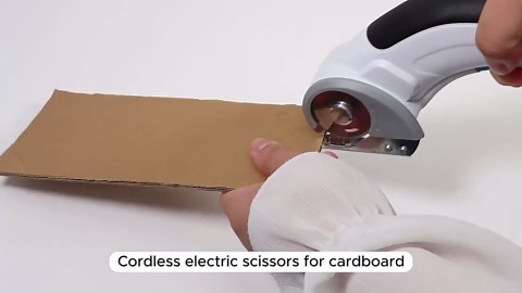 Cordless Electric Scissors, 4V Cardboard Cutter Electric Fabric Scissors Box Cutter with Blades Rechargeable Carpet & Cardboard Cutter Tool for Leather Carpet Plastic Cutting,Sewing,Crafting