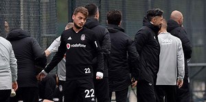Adem Ljajic maça devam edemedi!